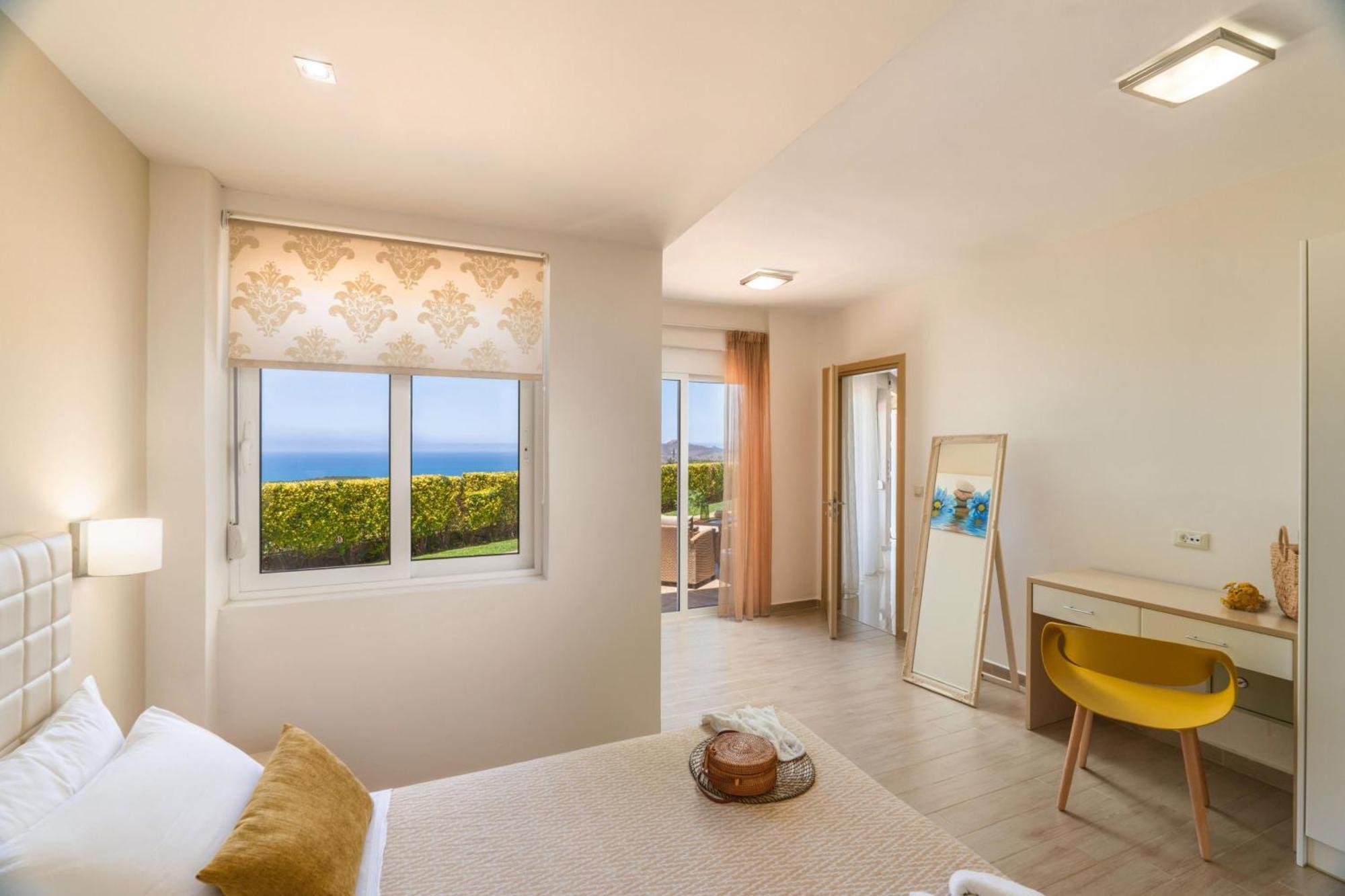 Villa Ariella With Sea View Agia Marina  Luaran gambar