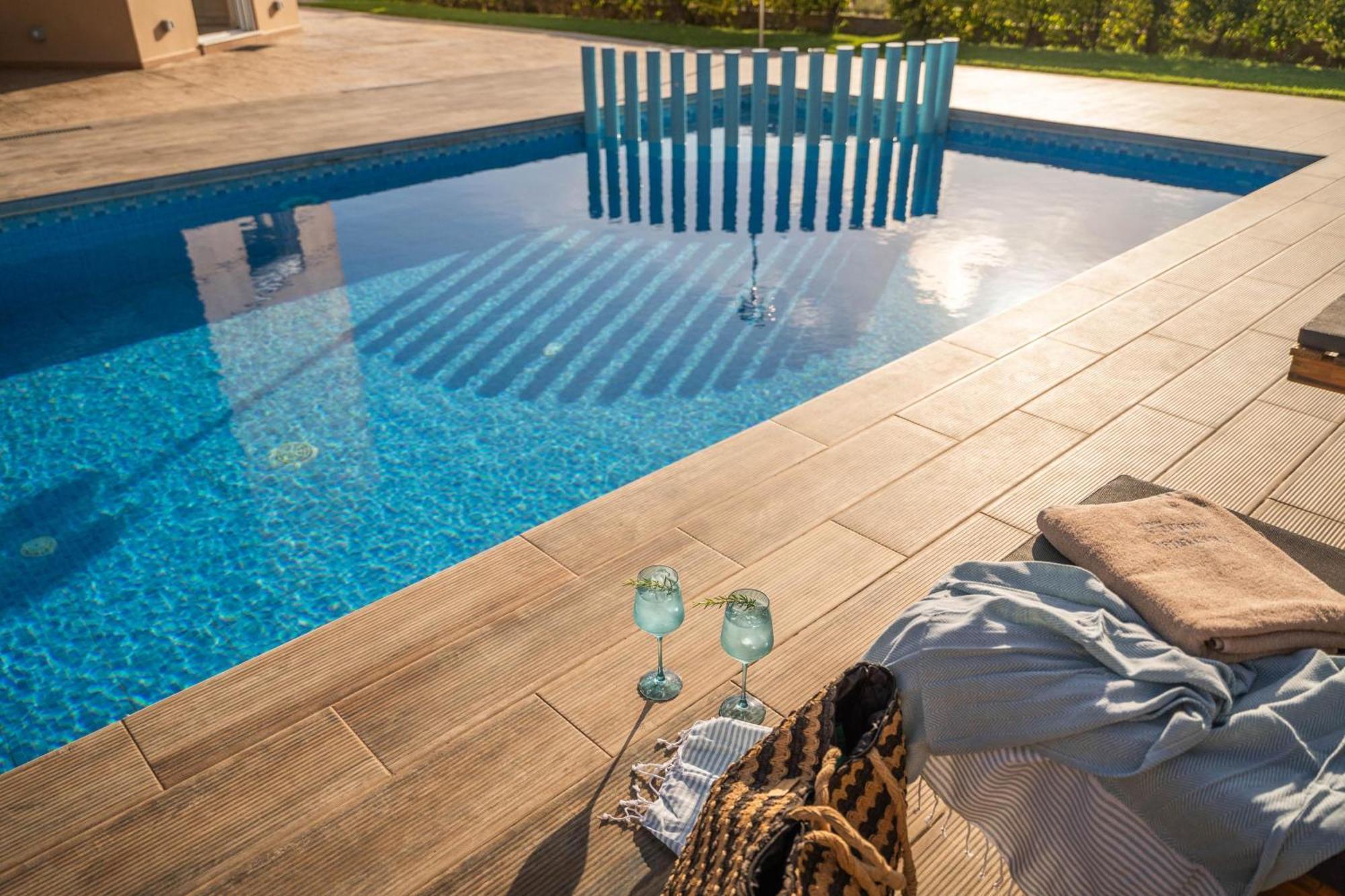 Villa Ariella With Sea View Agia Marina  Luaran gambar